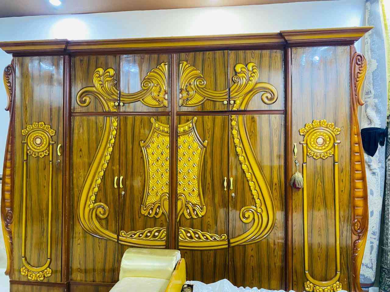 سلام عليكم عندي غرفه نوم عراقيه صاج للبيع في الرمانه سعر 950   ***********
