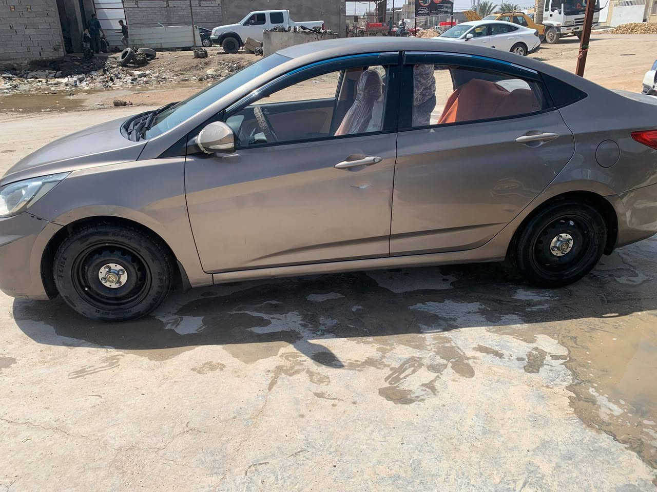 السلام عليكم ورحمة الله اكسنت 2015 خليجي الاف وربع ميه كير مكيه حداديه شرط تبريد شرط تخم تاير جهازه من كوشي كهربايت جهازه بسمي مداور ثاني يوم رقم نكلايزي هزه جديده مكان مثنى وركاء السعر75. ***********
