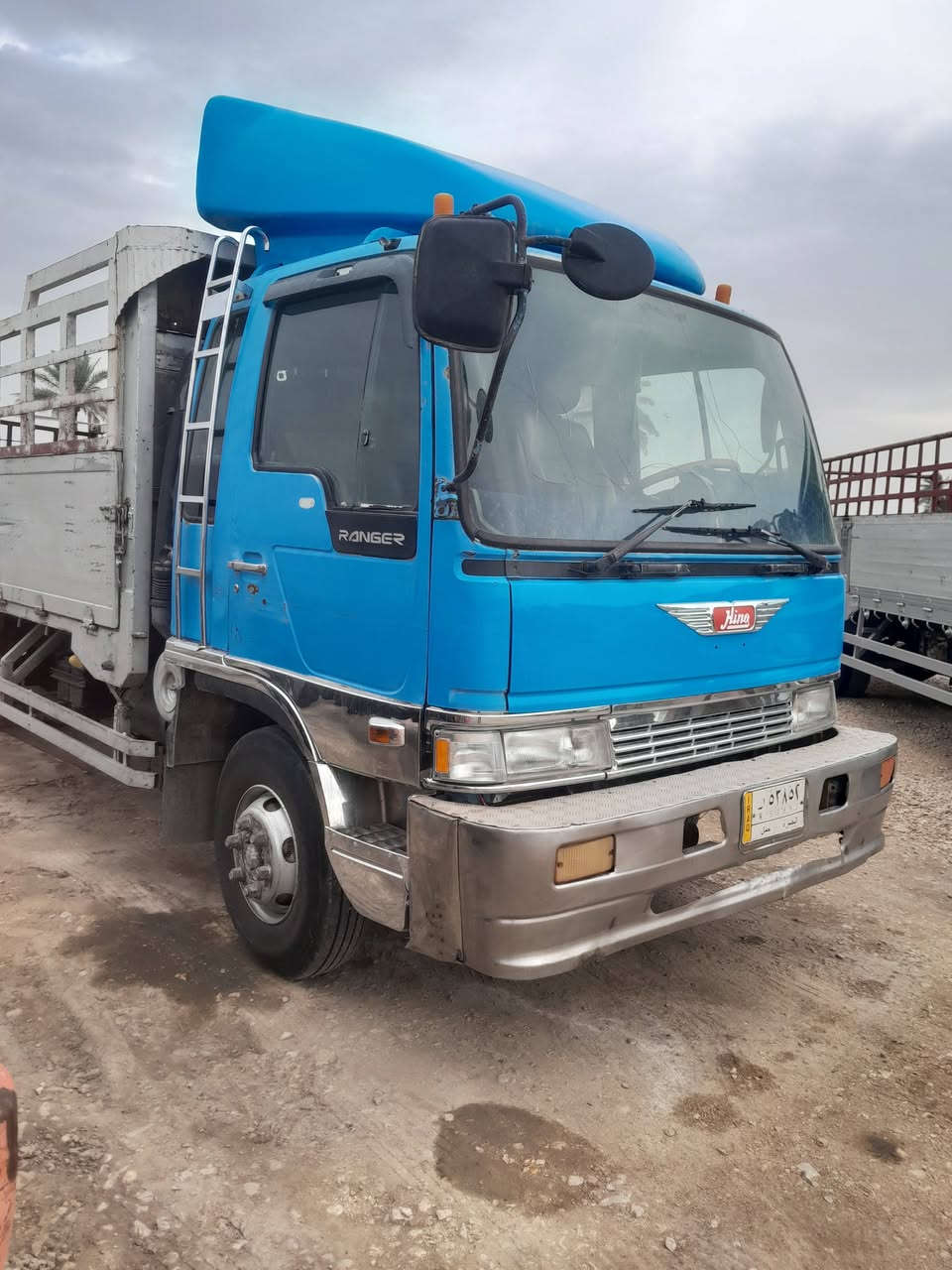 هينو طيره للبيع طول سته وربع مطوله مكينه ٧٠ عادي لاصرف ولا بخار رقم بصره المكان حله ***********
