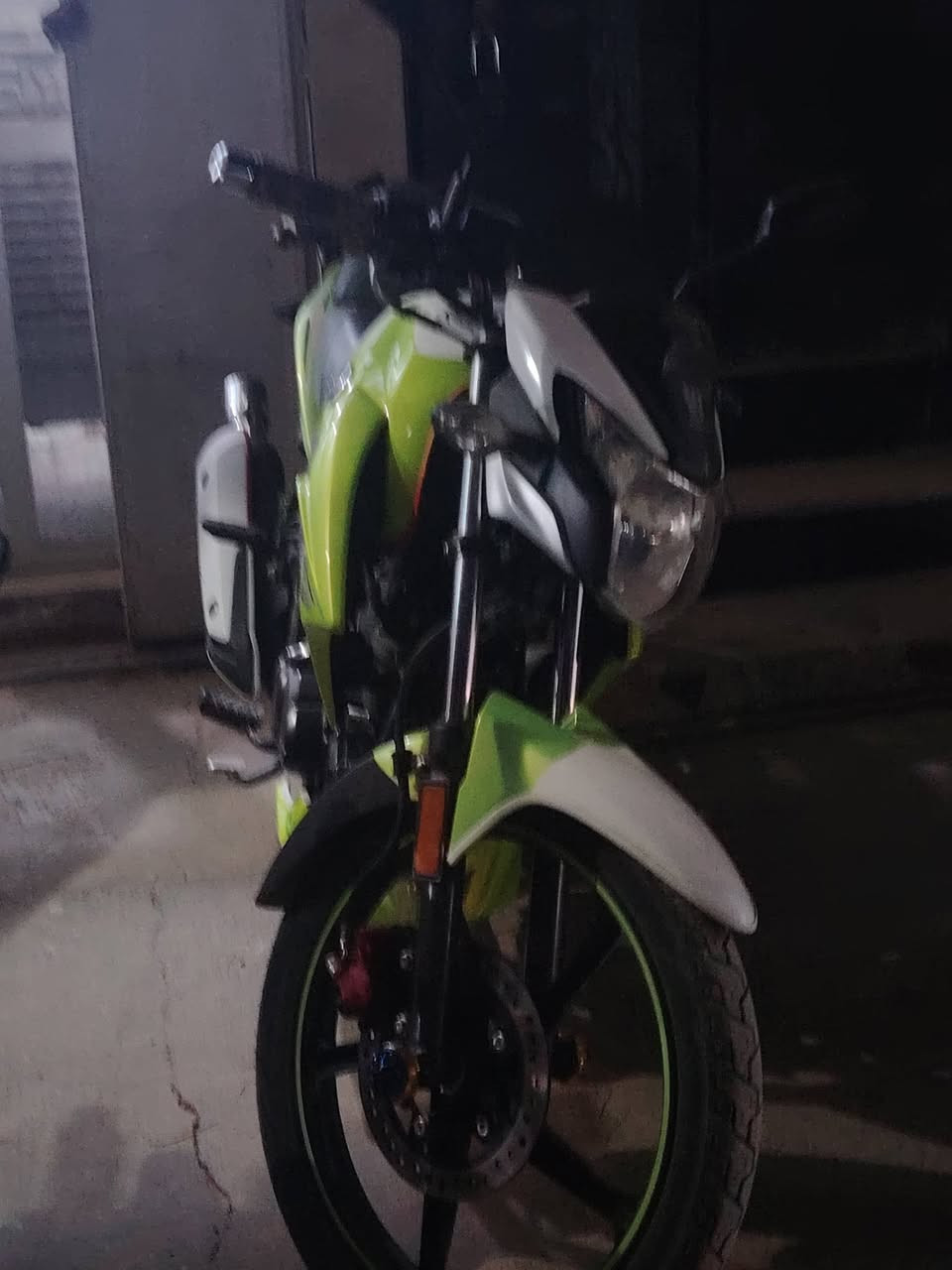 السلام عليكم
هاوجي موديل 21 (كمرك)
نضافه فول تجي تفحص وين متريد
نقد 1850
اقساط اتصل ودلل
***********
