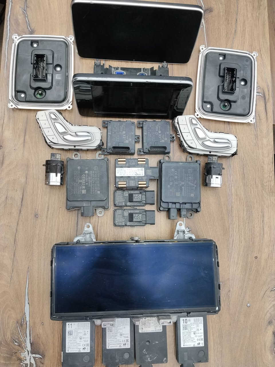 AUTO LAND
قطع غيار مرسيدس معسكر الرشيد مجمع المكارم
***********
