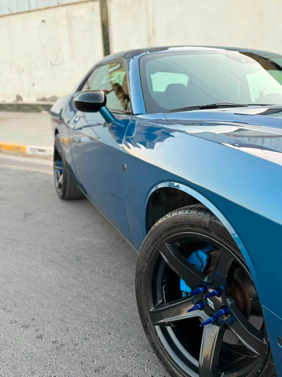 🚗 للبيع | دودج تشالنجر 2021 وارد أمريكي 🇺🇸
السلام عليكم ورحمة الله وبركاته

 للبيع دودج تشالنجر موديل 2021 وارد أمريكي، السيارة بحالة الوكاله ممتازة وجاهزة، والتفاصيل كامله:

✅ حادث أمريكا جاملغ خلفي فقط 
✅ صبغ نص باب جهة السكن 
✅بارد جاملغ امامي 
✅ كانت ماشية بأمريكا 43 ألف ميل، وحالياً 54 ألف ميل.
✅ كفالة عامة ما عدا الحادثة السابقة.
✅ سيارة نظيفة جداً ومعتنى بها.

الإضافات والكماليات:
🔹 ستيرن RPM أصلي.
🔹 قطع كاربون فايبر أصلية (ألياف حقيقية).
🔹 دشبول كاربون فايبر.
🔹 محرك3600
🔹 السيارة جاهزة وعلى آخر حبة وكالة.

📍 الموقع: بغداد - الأعظمية، سبع ابكار قرب الوقف السني.

💰 السعر: 193 ورقه وبيه مجال للجادين فقط.

📞 للاستفسار: ***********

⚠️ إخوان، جميع تفاصيل السيارة مذكورة بالمنشور، يرجى قراءة المواصفات بالكامل قبل السؤال عن المواصفات أو السعر.

الله يبارك لصاحب النصيب. 🚘
