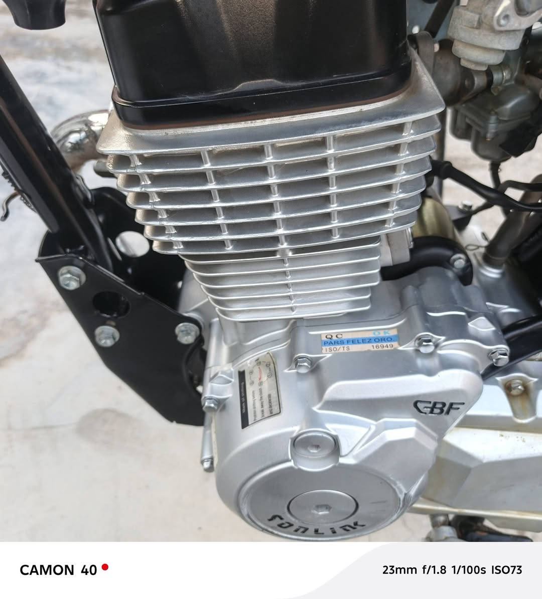 السلام عليكم البيع هاي دراجه مكان بغداد مكفوله نقصه بس صفاحيه  موديل 2024طالع 2025رقمي ***********واساب  واتصال
