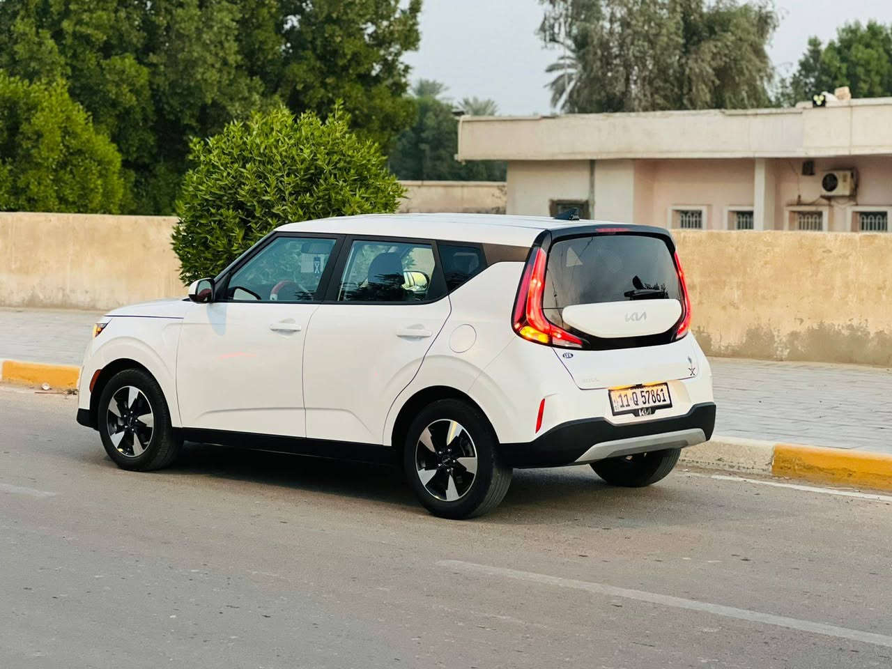 كيا صول 2023 أمريكي
رقم بغداد دولي

مكينه 2000 دوش المرغوب

شاشه دشبول الكتروني فول اناره متغيره 

رادر مانع تصادم

نظام الاطفاء الذاتي عند الازدحام

حادثها فقط جاملغ امامي

مكينه وكير وحداديه جدد

ماشيه 27  mi

تبريد و تدفئة فول

كامره خلفيه 

شاشه كبيره 

فول تحكم 

سستم سماعات dj

انظمه قياده رياضي sport

سبير منازل 

السعر159 $

الشراي يتصل 

ملاحظه بيها بيها شخط بسيط وعدلته بارد بباب السائق

ويل كروم سياره جديدة جداً مال جناي 

للاستفسار ***********
