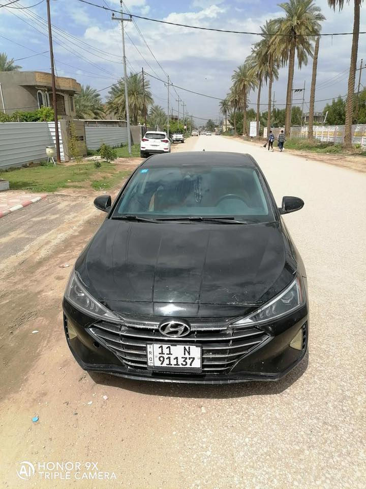 السلام عليكم 
سياره الانتره موديل 2019  وارد امريكي سياره 

جاهزه من كلشي تبريد حداديه تخم تاير 

محركها ٢٠٠٠  كي مكينه مكفول رقم بغداد بسمي تحويل مباشر  

سياره بيها حادث ربع جاملغ ايمن  بدون دواخل شرط 
#السعر ب118 وبيها مجال 

#مكان السياره بابل مشروع المسيب 
 
فقط ع رقم موجود 
***********
***********
