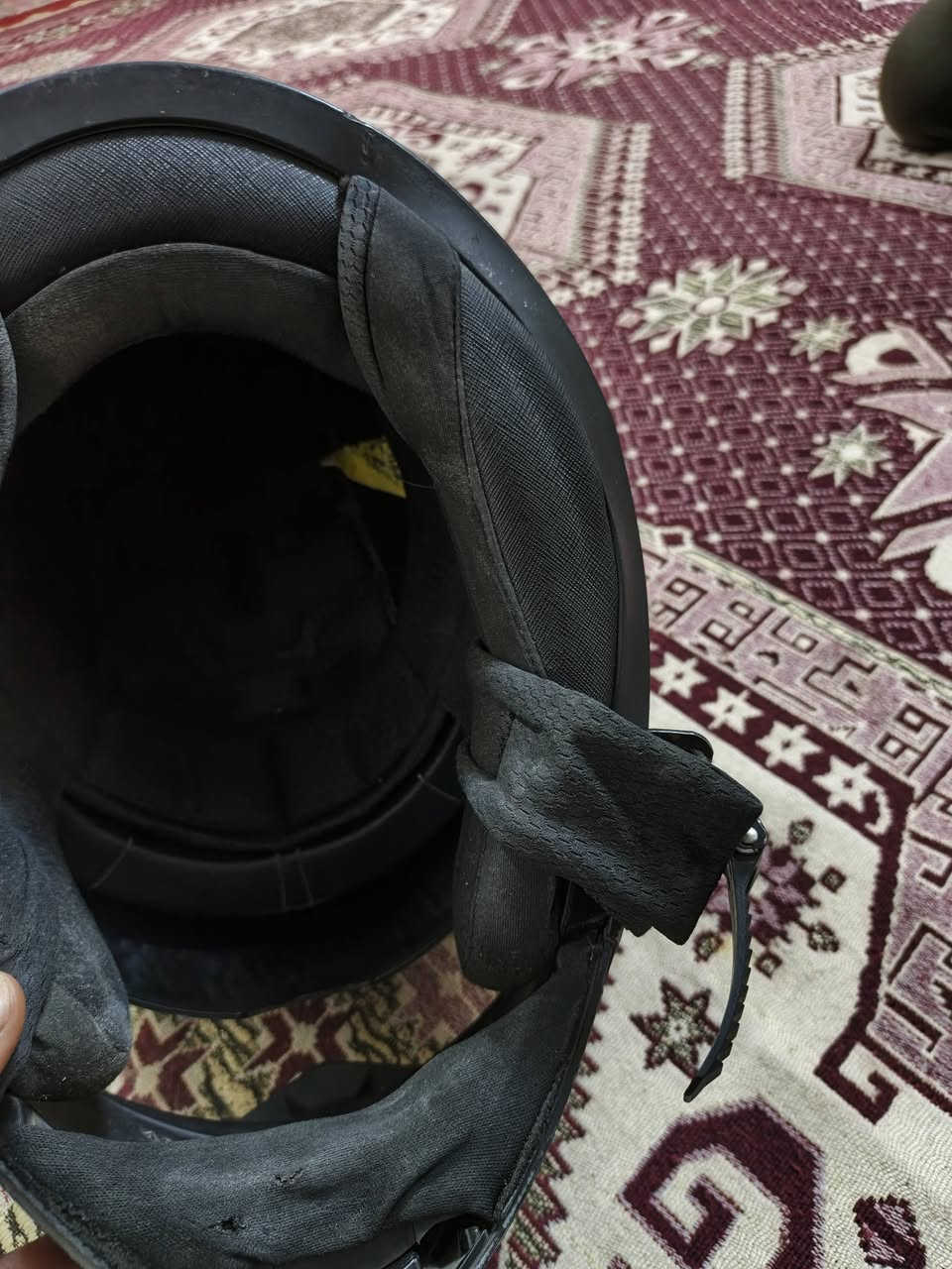 خوذه مال بطح درجه اولي للبيع زجاج شفاف وزجاج شمسي مكان كربلاء ***********
