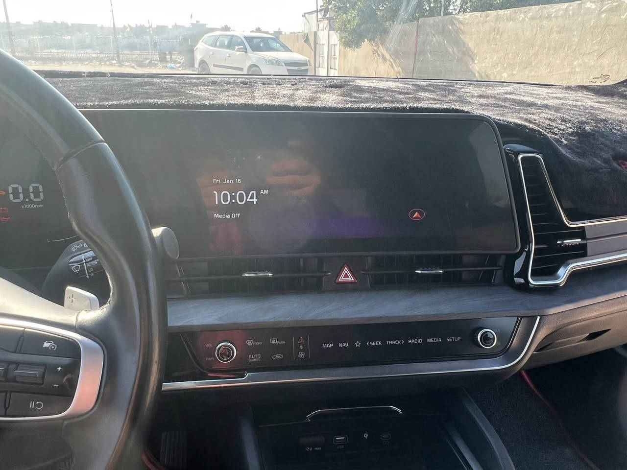 السلام عليكم رمضان كريم عليكم سبورتج وارد امريكي  هايبرد ٢٠٢٣ بلك ان مواصفات x  lien مواصفات حلوه ماشية ٢٥ الف ميل للاستفسار ***********
