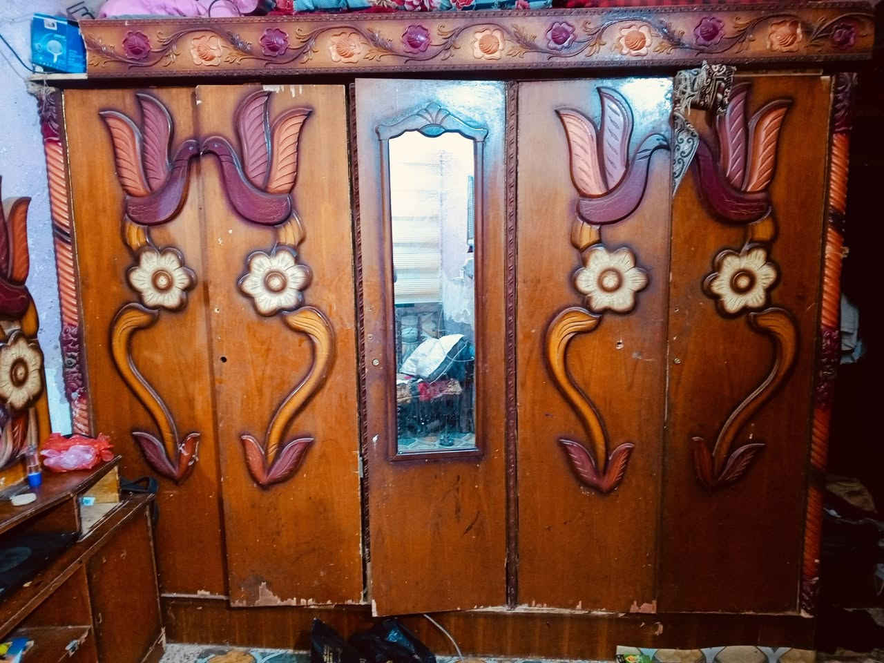 غرفه قديمه البيع بسعر مناسب
‏‪***********‬‏واتساب
