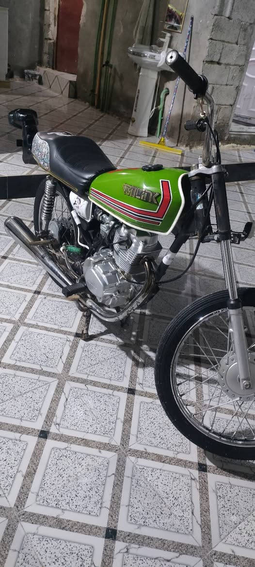 سلام عليكم مرخصت مدير الاكروب 
دراجه للبيع (اوراق اوراق) الدراجه حلوه ونضيفه شاصيه 16 وتعميره 24 وما بيه اي نقص والمحرك ما مفتوح ابد 

**ملاحظه بيه ضربه بصف قبق صره الدهن وما بيه اي خلل تفحص وتروح

والسعر 650 ومجاله قليل 💞

العنوان شطره

 الرقم والاستفسار ***********
