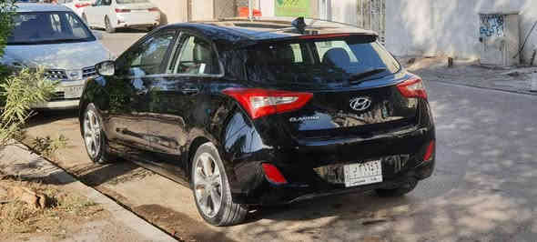 سلام عليكم 
هيونداي النترا للبيع
موديل 2016 
وارد امريكي
العداد 80,000mile
لون اسود
رقم بغداد
الفئة GT 
فول مواصفات بدون سلايد
محرك 2,000
بصمة تشغيل+ابواب
مقاعد جلد +كهرباء 
لايت لد 
تحكم ستيرن 
وباقي المواصفات المعروفة

ضرر السيارة الاصلي سرقة وهنا بالعراق صارت بيها كم طخة تصلحت على كدها بدون اي حادث وبدون تبديل اي قطعة 
ادامتها جاهزة بشركة Mobis 
والسيارة على ايدنا احنا مرقميها من 2016
الشراي يفحص سونار قبل لياخذها

السعر:9,500$(95 ورقة) قابل للتفاوض

مكان السيارة بغداد حي الجامعة 
للاستفسار *********** بغداد
