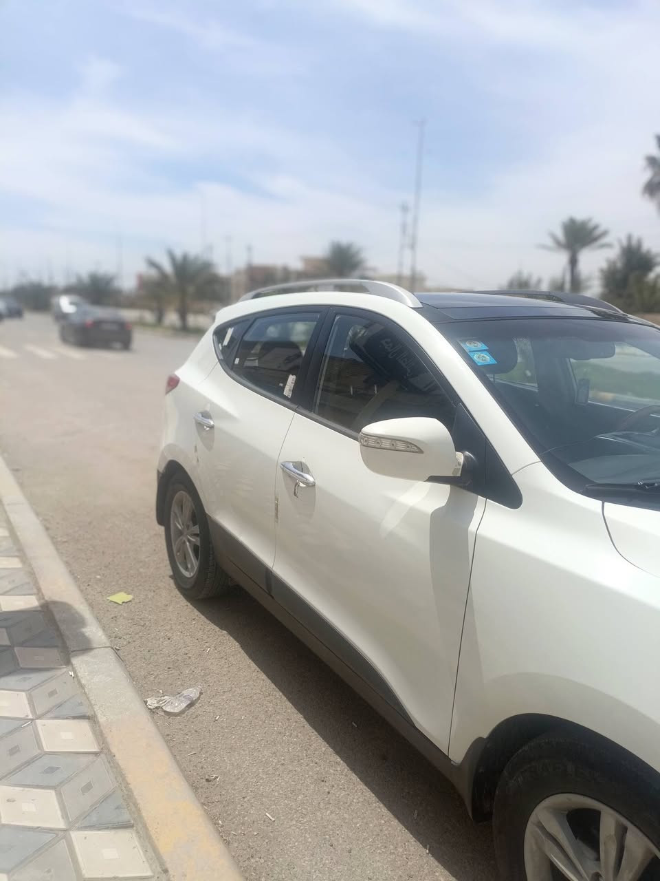 للبيع 
توسان ٢٠١٣شكل ٢٠١٤ خليجي
رقم بغداد الإنكليزي
سنويه لحد ٢٠٣٠
هزه جديده
فول مواصفات 
دبل بانوراما
كير ومحرك وتبريد مكفول
ماشيه ١٨٠
بيها بنيد مبدل اثر جراد 
وشبر بل جنطه
العنوان /واسط الصويرة

السعر 125
للاستفسار الاتصال على الرقم 
***********
