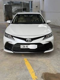كامري LE • ٢٠٢٣ • ماشيه ٥٢ ألف