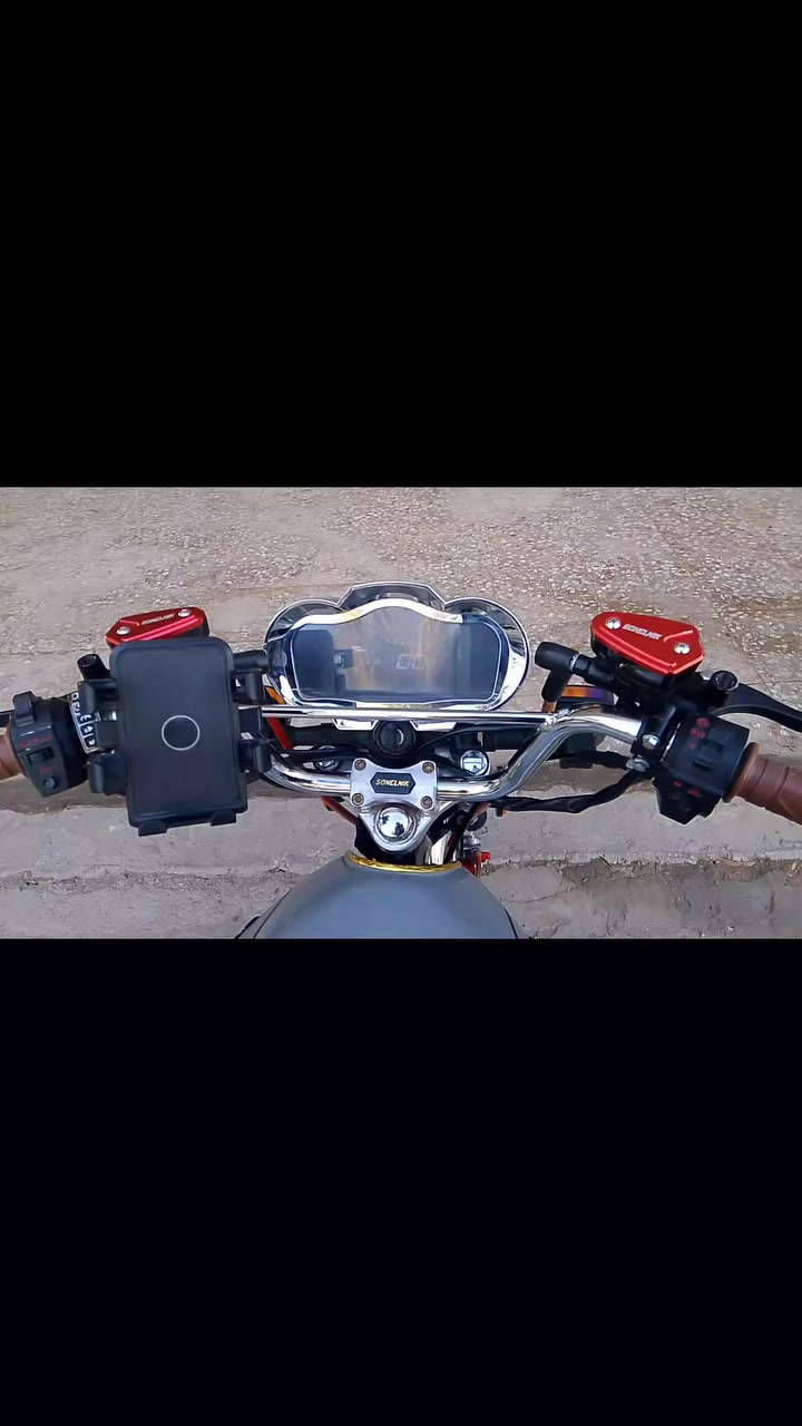 بيع مستعجل تايكر موديل 25 صارله  شهر طالعه منل وكيل شرط مكفوله منل شخط كلشي شغال اي نقص مابيه (اوراق كامله)سعره 670/مكانه حمزه الغربي رقم ***********
