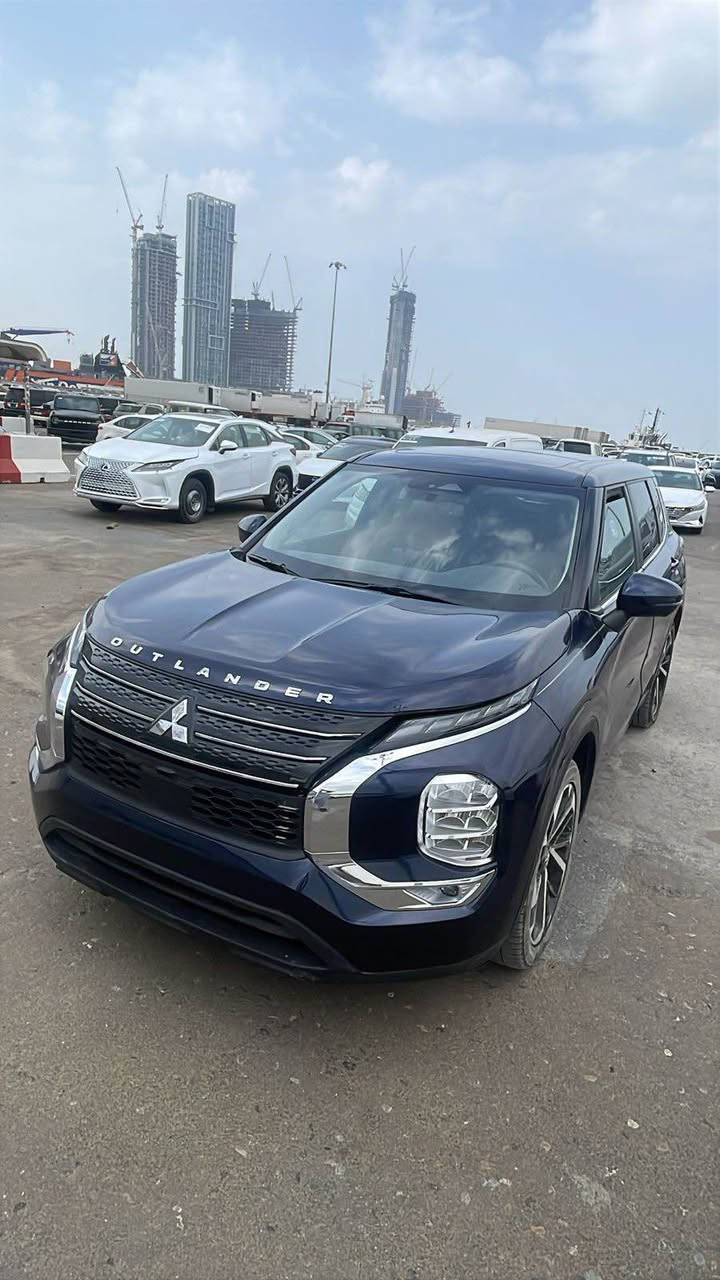 Mitsubishi outlander 2024 Se فول پانۆراما و دەبڵ اكسل پێنج كا میرە بۆیاخ بە س بۆنیت بێ ناو ٢٦ مايل  ڕۆیشتوە سەیارە كە نمونە جوانە ساردو و شوختی نیە  لۆك لۆك ڕەنگی نیلییە كی جوان
ژمارە كاتیە ٣ مانگی لە گەڵە رانية, السليمانية


**إذا كنت صاحب هذا الإعلان وتريد حذفه لأي سبب، رجاءا أرسل رسالة إلى الدعم الفني**