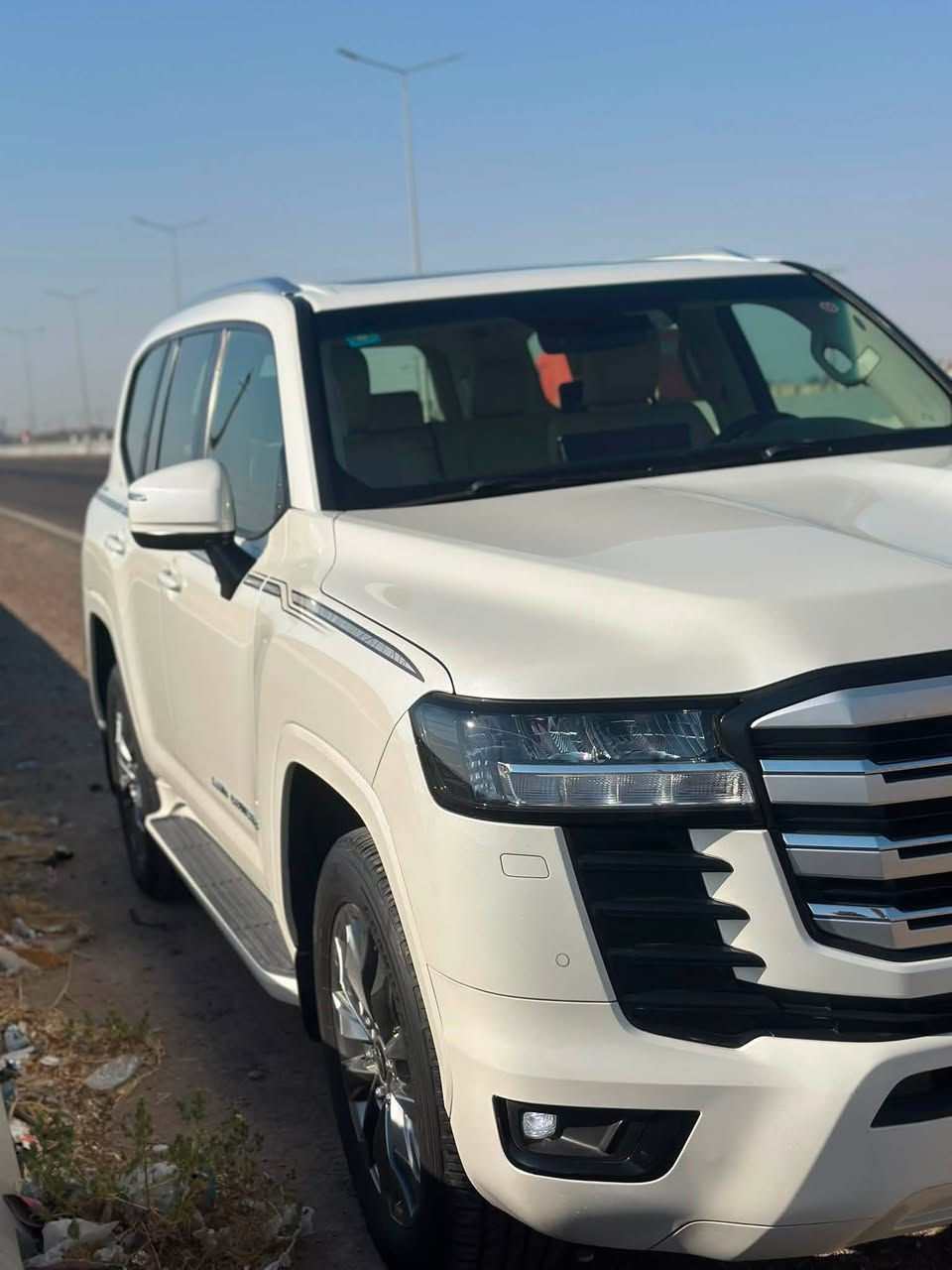 السلام عليكم لاندكروز 2023 ساز اصليه محرك 4000 تنفس طبيعي مكفوله كفاله عامه السياره جديده جدا 
مكانها بغداد الشعلة ا
السعر 63,500
الرقم ***********
