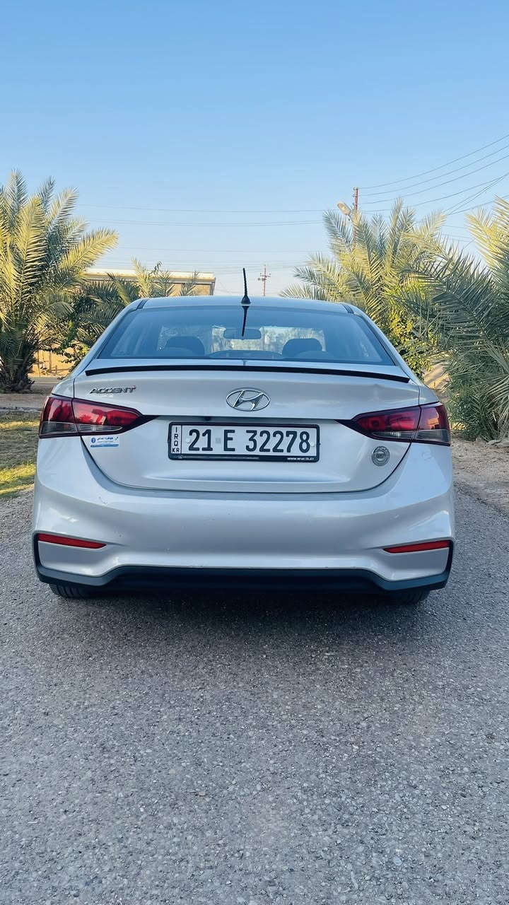 هيونداي أكسنت 2019 – خليجي
✨ حالة نظيفة كلش |

📌 المواصفات:

شاشة أندرويد + كاميرا خلفية

محرك 1.4L نظيف بدون أي خلل بلادي

گير نظيف كله بلادي 

تدفئة وتبريد شغّالين 100%

الدعامية مبدلة بجديدة (بسبب كسر بالبروجكتر – الصورة موجودة)

بيها فقط شبر جوه قبق البانزين رش صبغ بسيط وبيها طخه بالدوسات مبينات بالصوره

🚙 الهيكل والمحرك ممتازين
جاهزة للاستخدام بدون أي مصاريف

💰 السعر 120$
📞 للتواصل خاص أو واتساب: ***********
