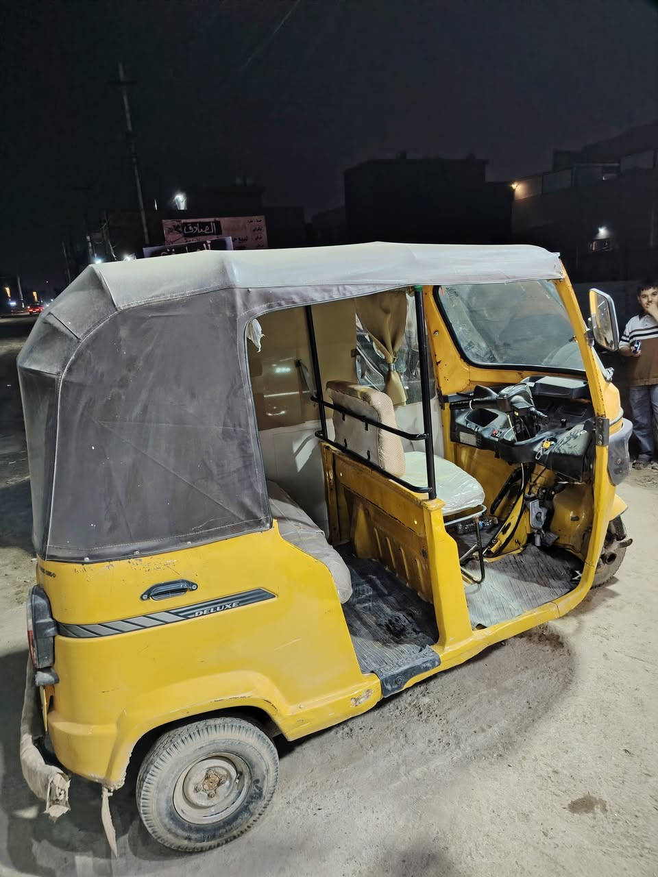 سلام عليكم تكتك موديل20للبيع سعره 5ونص وبيهه مجال حك جيه مكاني الدوره رقمي***********
