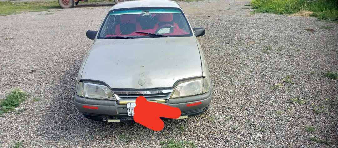 السلام عليكم سياره اوميكا رقم نينوى الماني سنويه لل 28 تايرات جدد  محرك جديد صدر جديد تدفئه كهربائيات شغاله دفتر بانزين  موديل 1989 السعر 25 ورقه ***********
