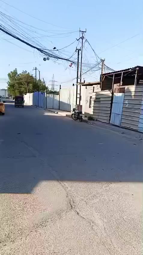 سلام عليكم 
عندي بيت لليجار 
او عندي شقه لليجار 
بالشهداء يم مدرسه الابطال 

للاستفسار واتساب موجود وتصال 
‭0771 280 1508‬
***********
