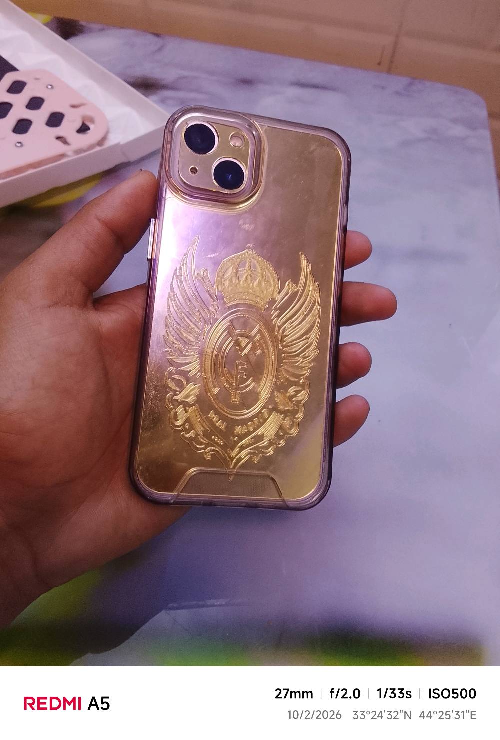 سلام عليكم  ايفون 13 عادي جهاز كلشي ما مبدل بي بطارية 65 جهاز لونة وردي غلفتة ذهبي شاصية جان بي شخوط خفيفة جهاز كلة شغال وحلو مال عائلتي جهاز  ذاكرة 128 محدث اخر تحديث فيس ايدي شغال مكاني بغداد حياور رقم *********** متواجد واتساب وفيس