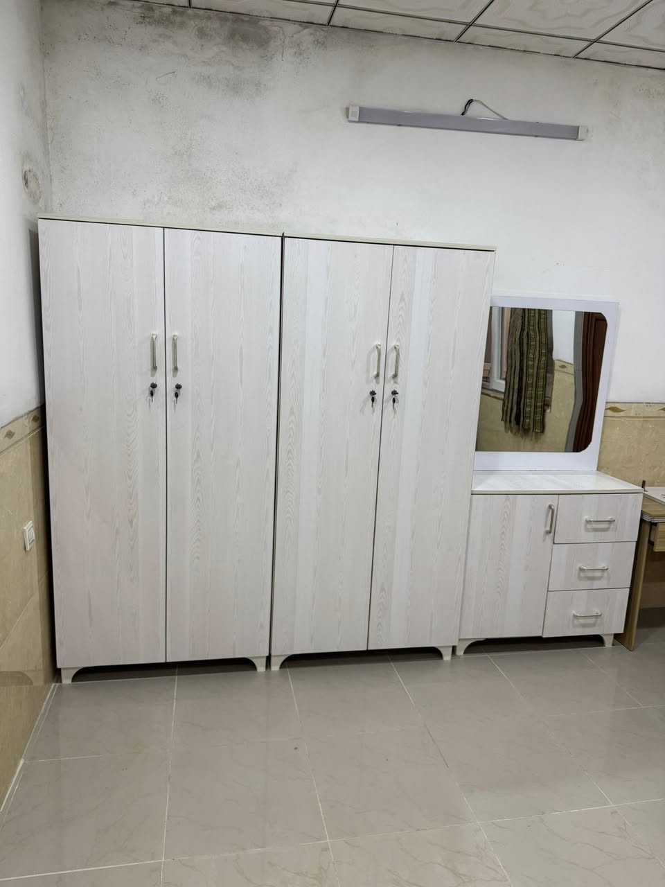 غرفه نوم نفر مستخدم قليل
8 قطع مع دواشك 

السعر 450 الف 

عنوان اربيل بختياري

***********  /***********/***********
