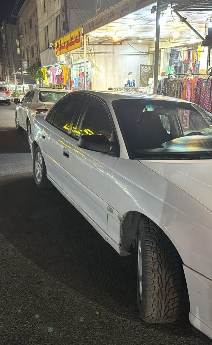 السلام علیکم
سیارة للبیع اوبل بزون 2002 
کیر عادي 
محرک 2200
داخلي جدید 
کلاج عینة جدید  
افلانجة جدید
اطارات جدید
تبرید ثلج   
بدون دعم الکیر محرک کلە شرط 
سیارة بدون نقص کهربایات کلە شغالة 
بیها سستم غاز ایطالي ٨٠ لتر   
رقم و سنویة جدید 
تحویل وکالة الثاني یوم 
مکان سیارة اربیل 

السعر 60  

***********
 واتس اب فقط
***********
