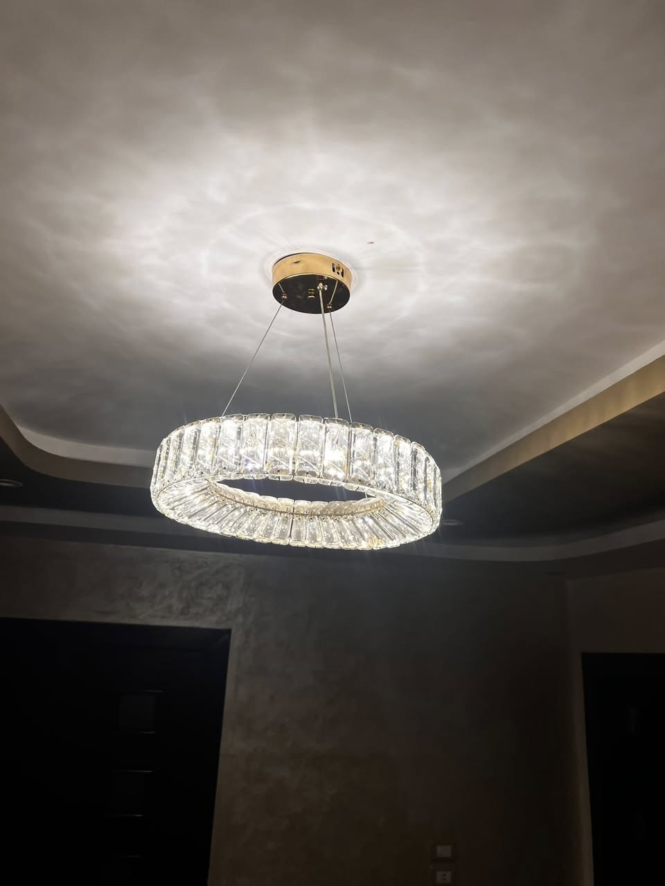 للبيع نجفة قباني كريستال مودرن LED بحالة ممتازة – بيع لظروف التجديد


**إذا كنت صاحب هذا الإعلان وتريد حذفه لأي سبب، رجاءا أرسل رسالة إلى الدعم الفني**