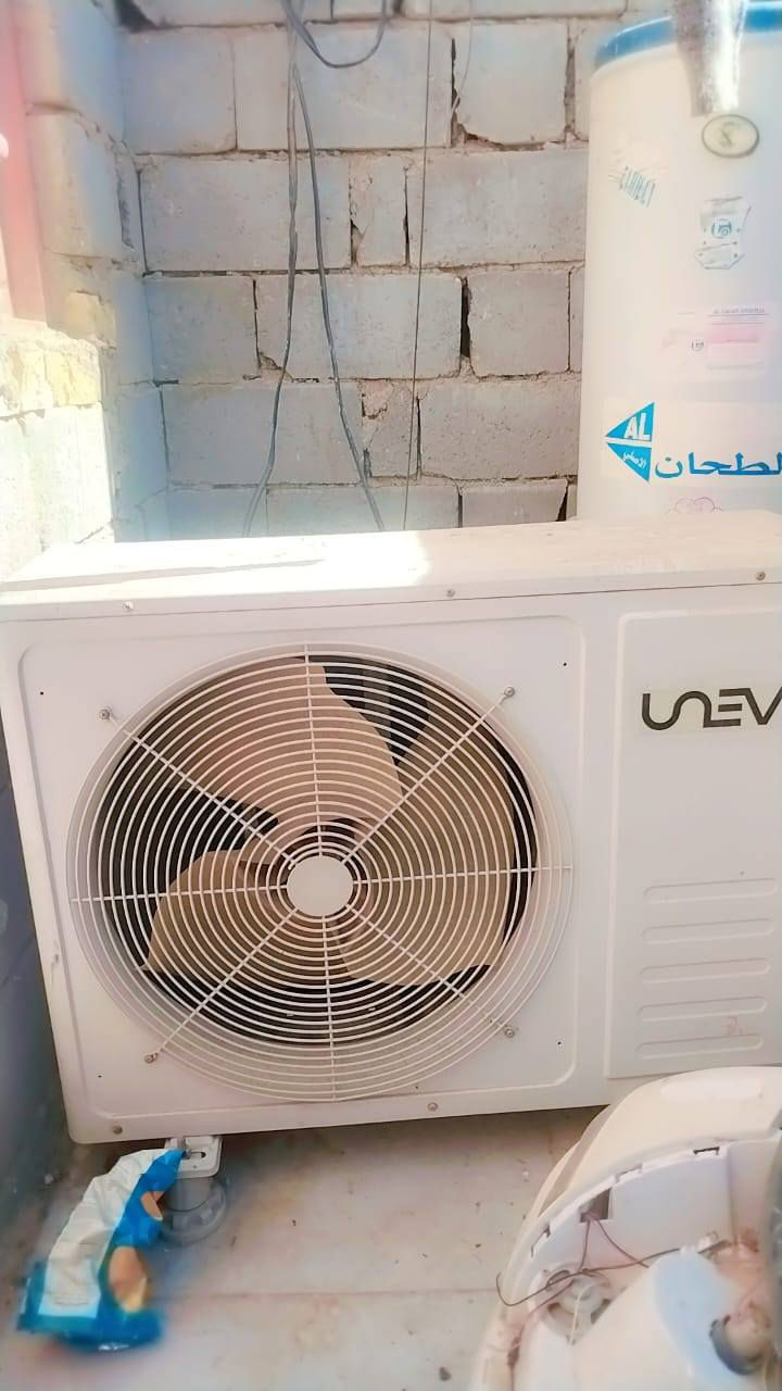 سبلت للبيع
نظافه ٩٠٪ سعره ٧٥٠ وبيه مجال
***********
