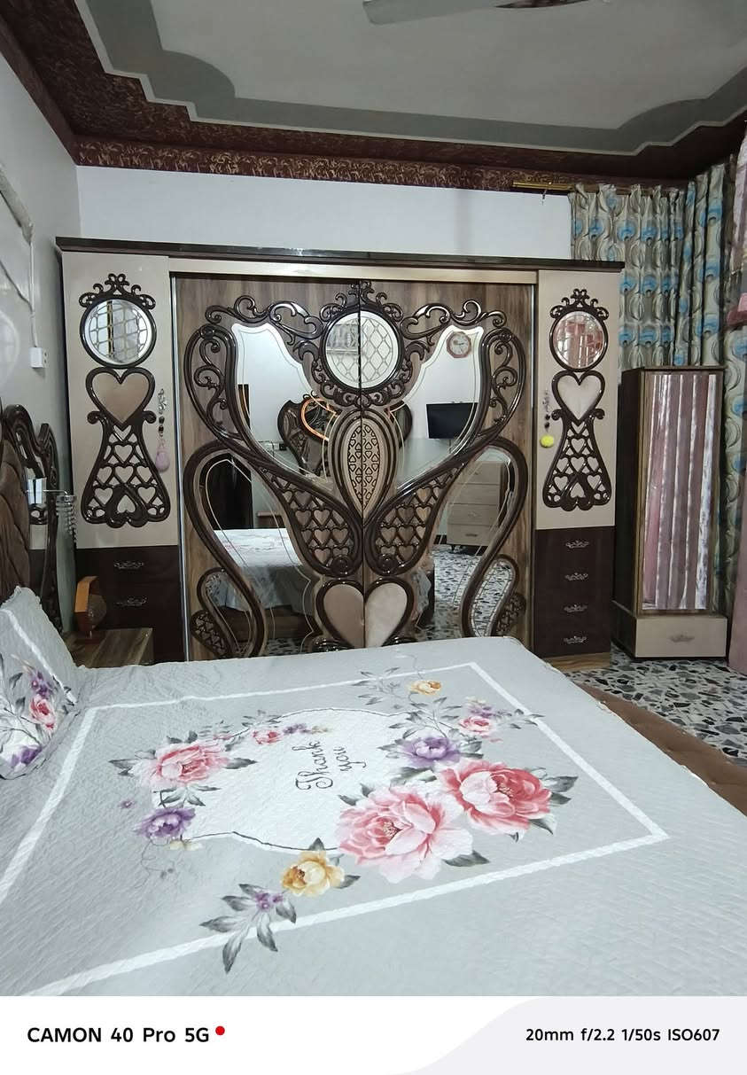 إسلام عليكم غرفه تركيه نظيفه كلش سعره مليون و ٢٠٠ وبيه مجال مكانه أطراف الشعله مامتواجد علفيس رقم ***********
