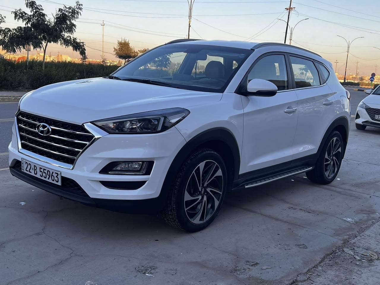 السلام عليكم توسان 2019 ماشية 65 خليجي السياره جديدة بمعنى الكلمه سنوية جديده هزه جديده تخم تاير جديد السياره ماتصرف عليها دينار مكفولة من كلشي والسونار موجود بالصور محرك وكير مكفول السعر 205 للاتصال *********** او *********** مكان السياره موصل
