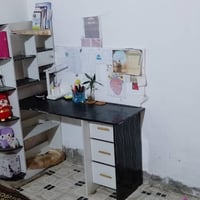 طاولة • بيه مجال