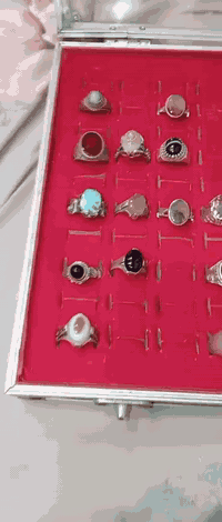 ابيع شلع مكاني ديالى بعقوبة توصيل ماعندي مابيع مفرد اكلهن شلعه وحده ابيع محبس مو فضه شراي يتصل هذا رقمي واني حاضر ***********
