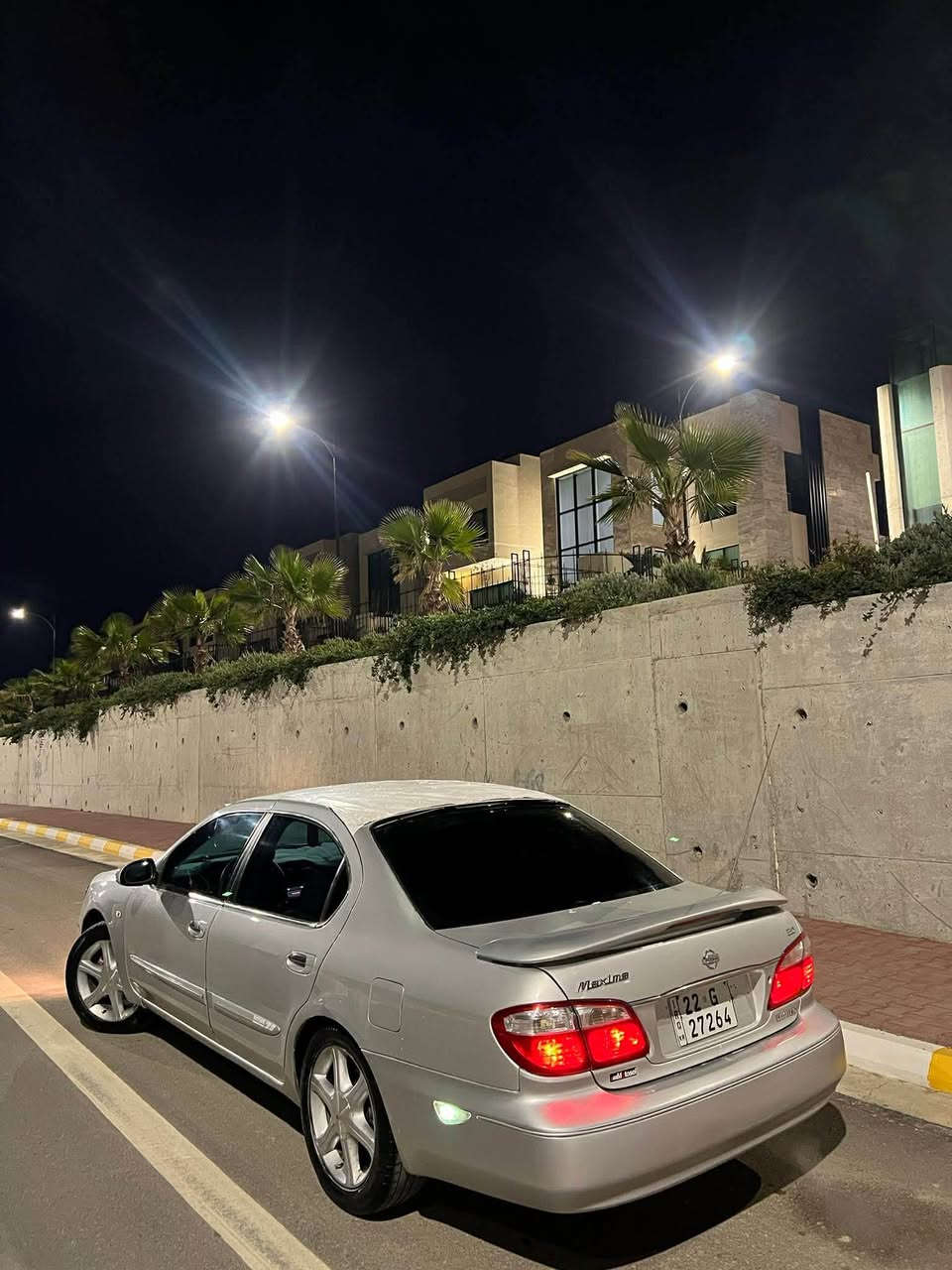 ماگزیما 2000
ڕەقەم ئەسڵی بەشەرت
سەنەوی تا ٢٧تازەیە تەحویلو خەرامە بەشەرت
گیرو مەکینە تەبرید ساردو گەرم بەشەرت
سەیارەکە ٤تایەو ویلی لۆکم سەرخستوە ئەو ویلانەی لەسەر نیە هەموو گیانی بەشەرتە 
١٥رۆژە مەکینەی ئەوروپی دەرەجە یەکی سەرخراوە سەیارەی مالە کامل مەسرەف کراوە جەمەلەقی سەکن لیدراویکی هەیەو تەواو سەیارەکە لەسەر جوانی عام پەمپ کراوە دەعمی قورسو وەرگەراو نیە 
٦٢گەلا مەعامەلە
گۆرینەوە ئەکەم لەسەر دلگرتن
سلیمانی *********** السليمانية, العراق
