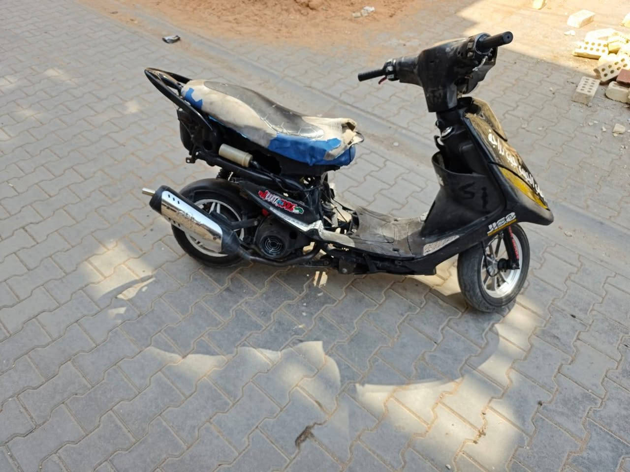 سلام عليكم عدله مال لعب قويه نكره سلف  ب450وبيه مجال بسيط مكاني حي عدل راسلني واتساب *********** وخاص مفتوح
