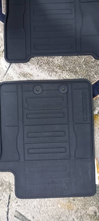 من رخصة الادمن السلام عليكم ورحمة الله توفر عندي ارضيات فورد اكسبديشن ...