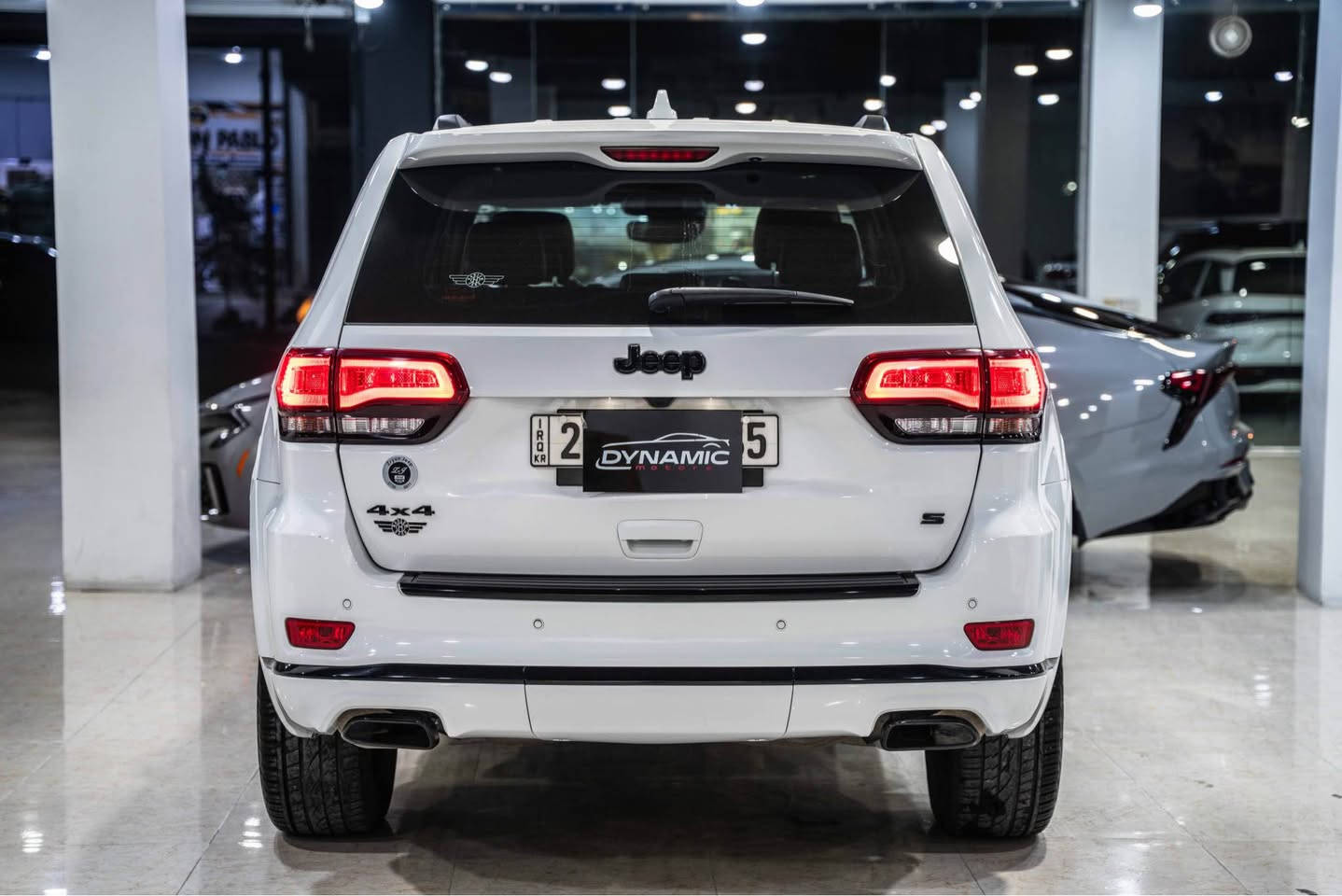 2021 JEEP GRANDCHEROKE S شركة هارلم 

‎موديل: 2021
‎وارد: امريكي
‎‏‎عدد الأميال : 47,000 ميل
‎‏‎سلندر :  V6
‎‏‎مواصفات// S/
‎لون :ابيض
‎لون داخل : اسود
ضرر: كلين 
‎سيارة رقم اربيل 
‎مكان اربيل شارع حديد و خشب شركة دايناميك موتورز
‎من ساعة 10 صباح حتي 10 ليل مفتوح
‎‏‎من المعلومات الرجاء التصل علي وتس اب
                                                                                              ***********

** *** *** *** *** *** *** ***

2021 JEEP GRANDCHEROKE S شركة هارلم 

‎‏‎ماوەی ڕۆیشتن :47,000 ميل
‎موديل: 2021
‎هاوردةي :امريكي
‎‏‎پستۆن : V6
مواسفات: S
‎رةنگ : سپي
‎رةنگي ناوةوةي : رةش
‎سبوغ: كلين 
‎سيارةكة ژمارة هةولير
‎ناونيشان هةولير نزيك جادةي حديد و خشب  كومپانياي دايناميك موتورز
‎لة 10 بةياني تا 10 شةو كراوةية
‎بو زانياري زياتر پةيوةندي بكةن بة وتس اب
***********
============================= أربيل, العراق
