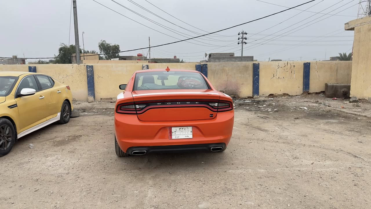 السلام عليكم.
جارجر 2017معلايه 2021تكسي رقم بغداد خطهه ناصريه بغداد 

منضومة غاز 80لتر تخم تاير حداديه جديده محرك 3600

بيهه تعديل بل تكمه شويه بدون گص خاليه من العيب الشرعي 

السعر 160 

للاستفسار اتصل 

 متوفر واتساب ***********

بدون واتساب ***********
