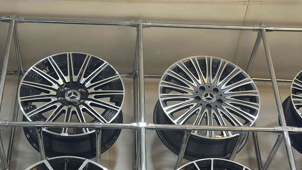 السلام عليكم ورحمةالله
محل ريكان للبيع ويل مرسيدس
عنوان: اربيل صناعة جنوبية مجمع التايرات
توصيل لكل المحافظات العراق موجود
تليفون: ***********
***********  whatsapp
