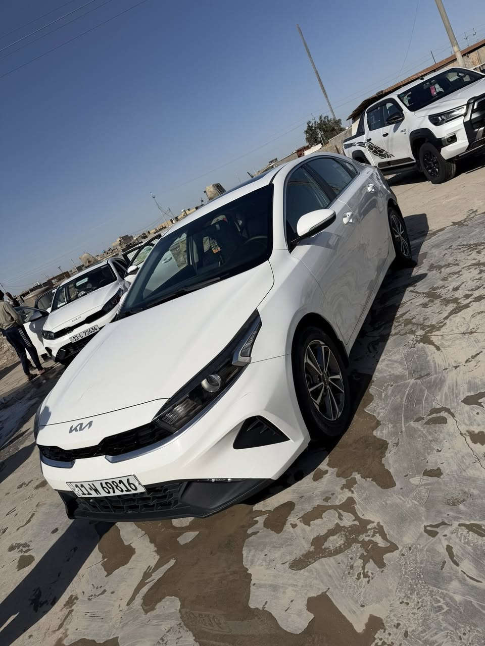 للبيع  سيراتو خليجي موديل ٢٢ سويج وفتحه محرك ١٦٠٠ماشيه١١٢ الف بيه بعض الملاحضات سعر ١٥٠ وبيه مجال الشراي ***********
