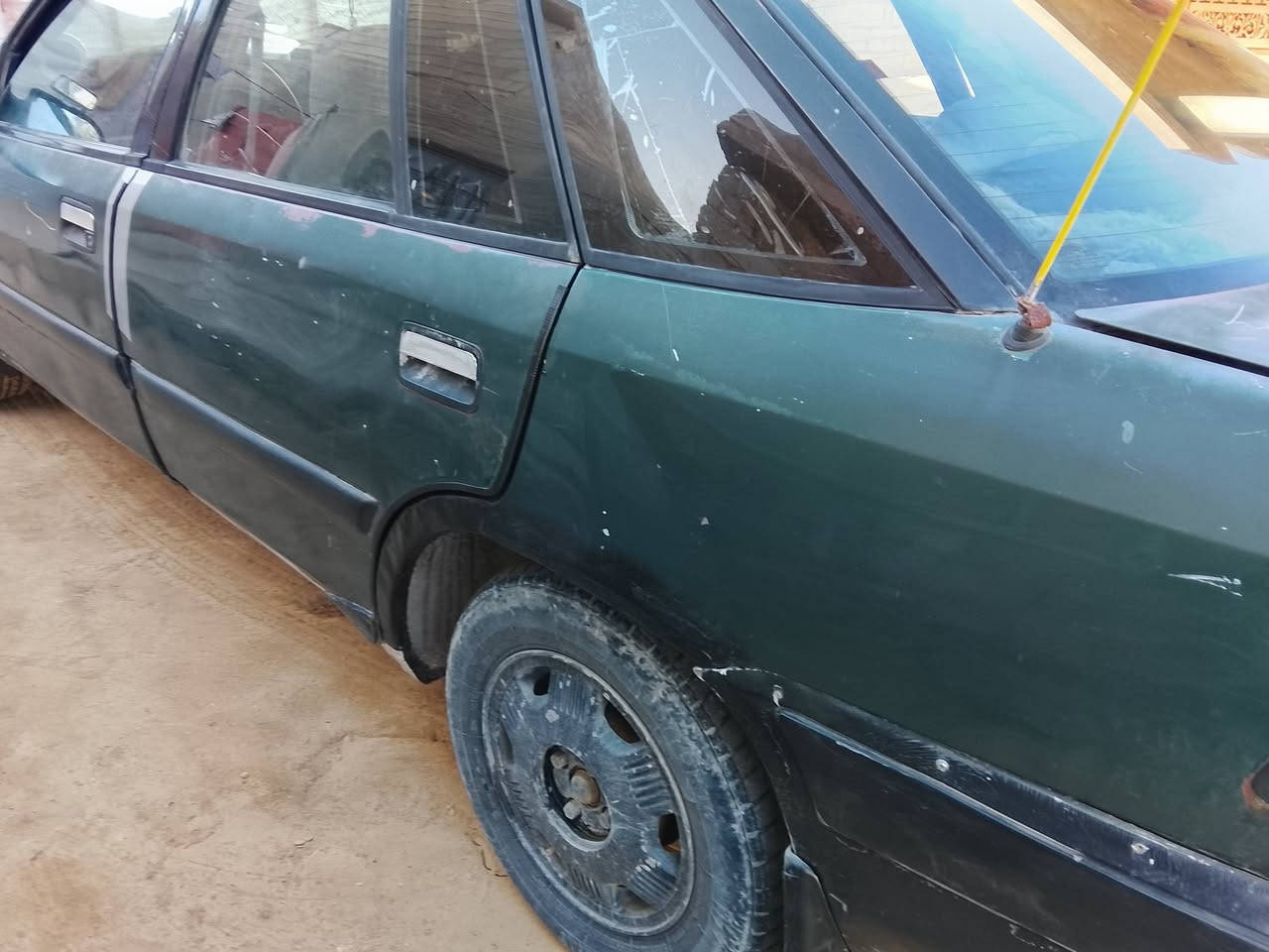 سلام عليكم لبيع دايو اسبرو 95سياره معمره جديد محرك 1600كير عادي محرك وكير وصدر خير  من الله رقم نكليزي السنوية 30 تحويل مباشر كهربائي شغله السعر 18وبيه مجال بصيط العنوان الفلوجة النساف استفسار على رقم ***********
