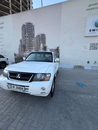 باجيرو نضيف للبيع اي ستفسار موجود اتصال واتس اب 07755532035