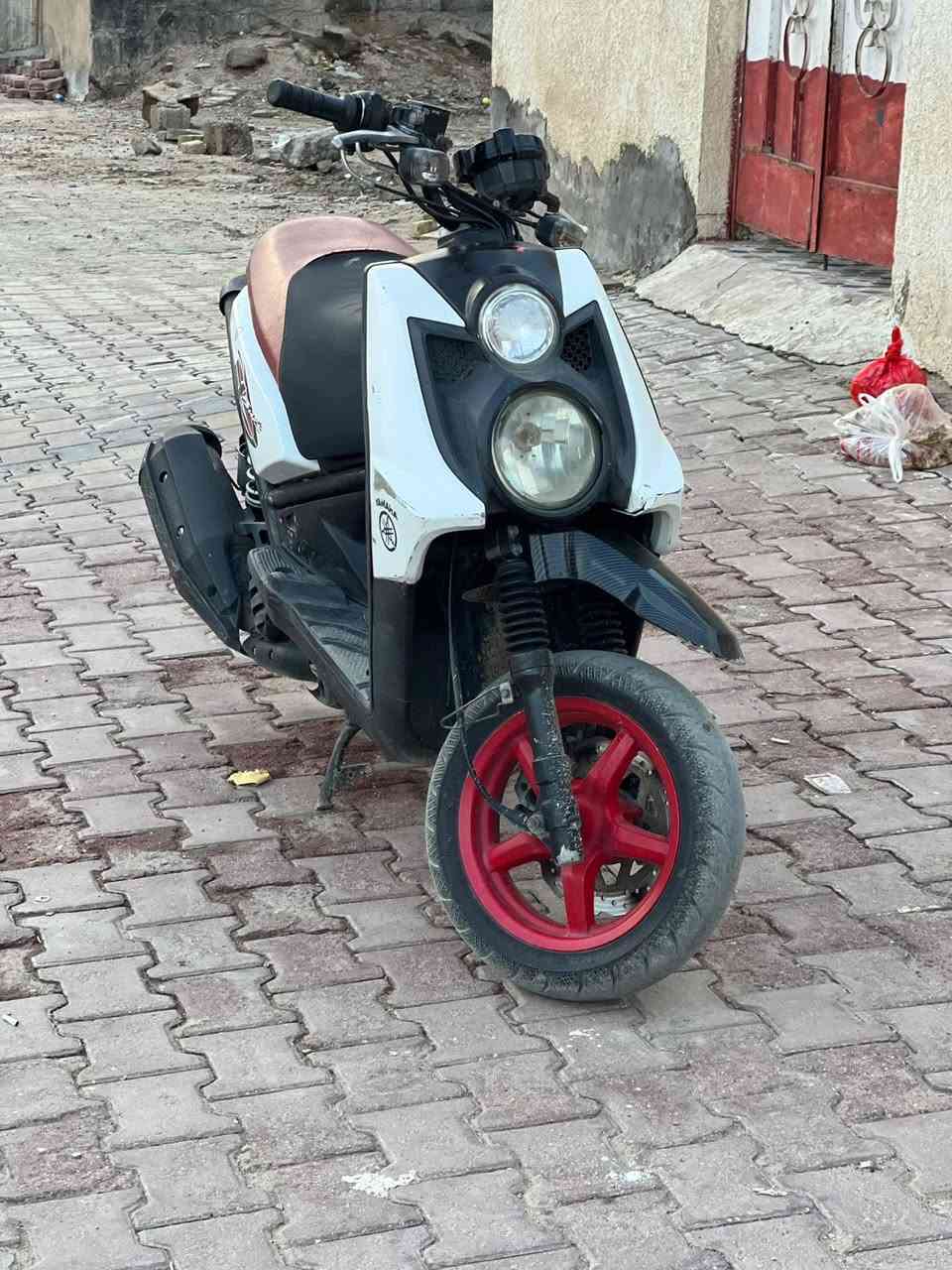 سلام عليكم دراجه سكنس جبلي للبيع السعر 1250 وبيها مجال الرقم ***********
