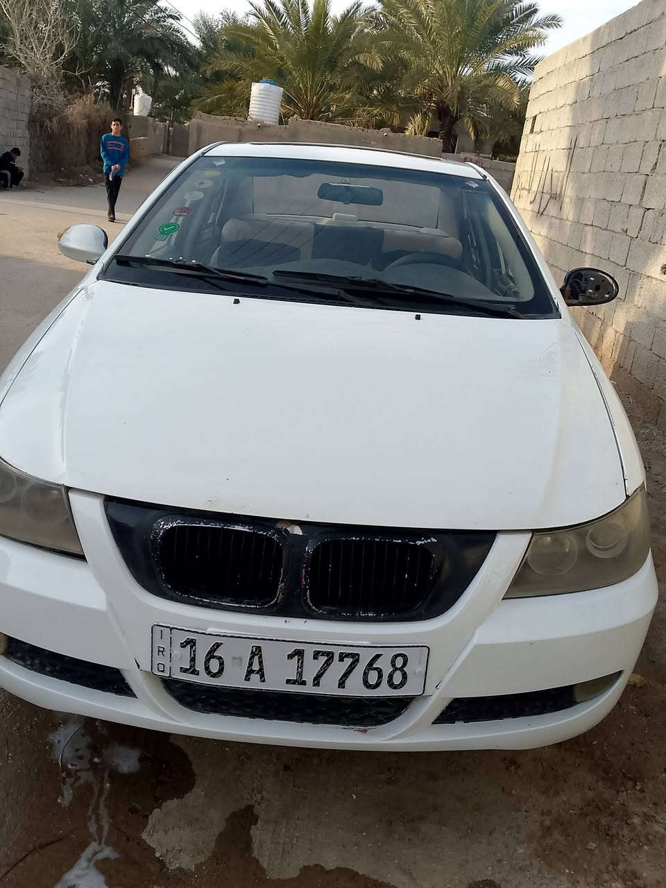 سياره للبيع
نوع نيفان 
موديل 2013
سياره كفالة عامه من الضربه والصبغ كما موضع بالصور 
سياره بلاد كير عادي 
سياره باسمي 
مشروع وطني رقم إنكليزي 
السعر 50 ورقه وبيها مجال 
عنواني شطره
التواصل 
***********
