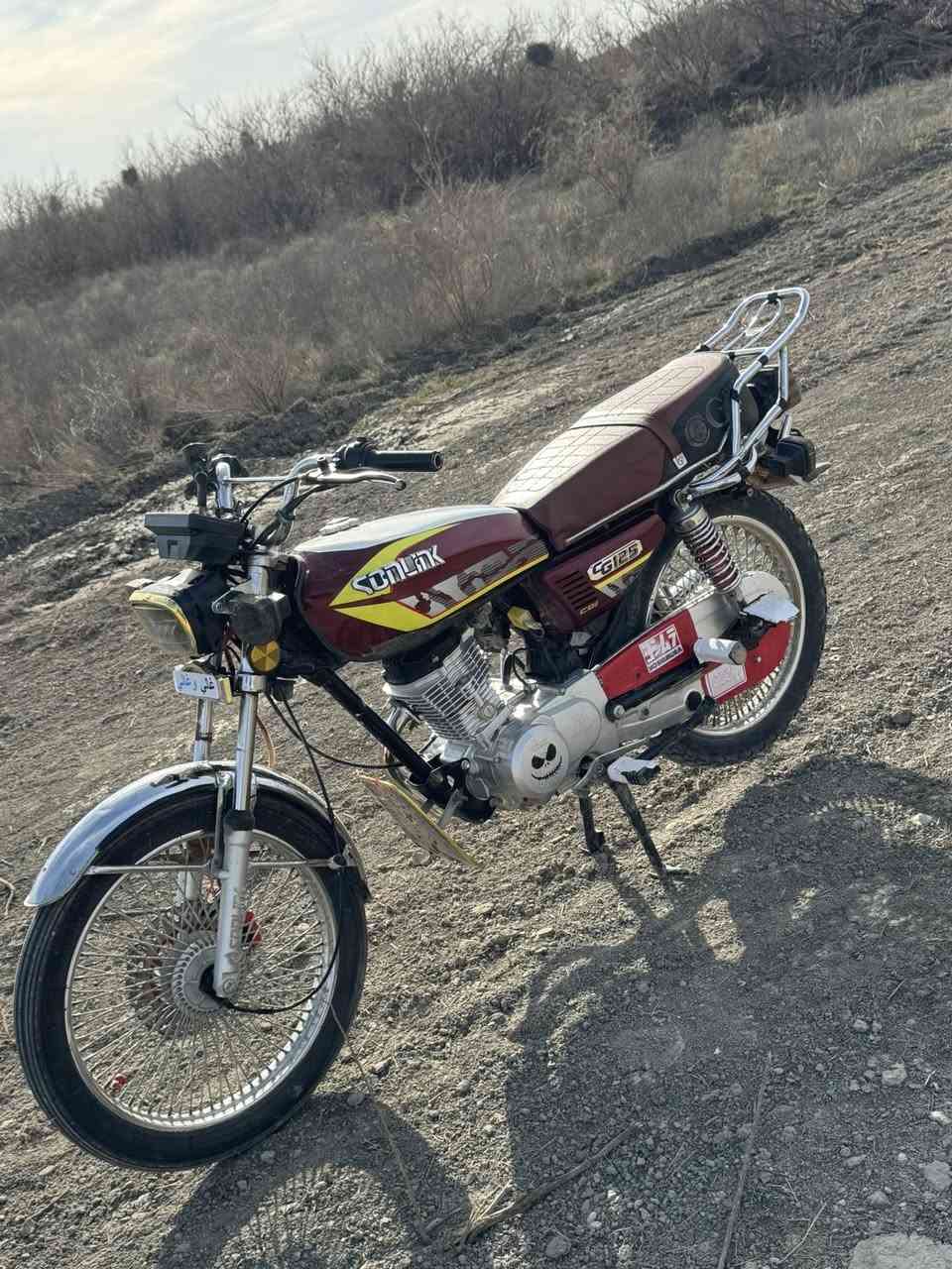 سلام وعليكم تايكر للبيع موديل 24 العنوان ديالى ابو صيدا السعر ٦٠٠ وبيها مجال الرقم ***********
