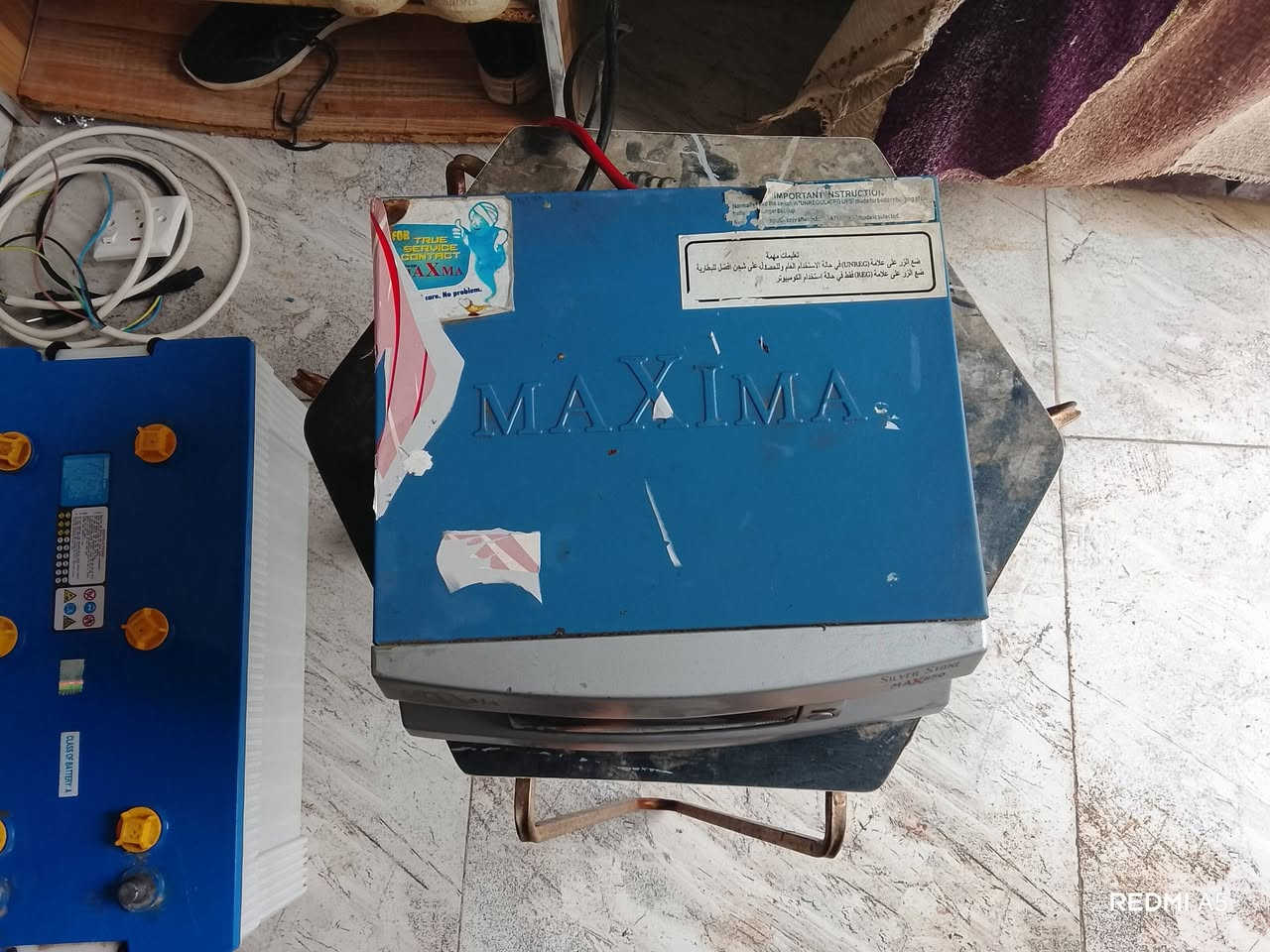 السلام عليكم ورحمة الله وبركاتة عاكسه كهربائية للبيع شغاله كامل هي وباتريه مال  جبير كلش وياه ضفيره الكهرباء السعر 250وبيه مجال قليل العنوان سوق الشيوخ طريق العكيكه لاستفسار متواجد خاص وشريحه واتساب الاتصال ***********
