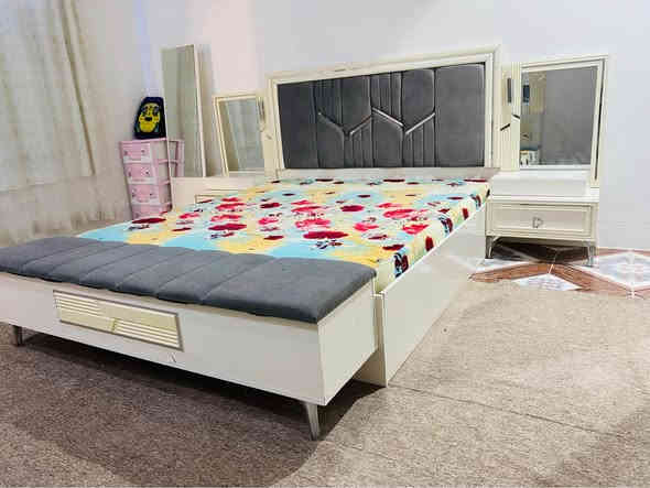 مزاد انس الوندي 

غرفه نوم تركي لون اوف وايت ورصاصي كلش نظيف وجديد 9 قطع ويا الدوشك مالته سعر 675 الف 

للبيع والمراوس مراسله الصفحه او اتصال على رقم التالي 

*********** 

عنوان بختياري اول شارع السيطره قبل خليل ابو باله خناقين
