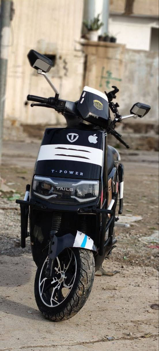 ماطور تيسلا معروف الماطور انطيك شرط تروح تفحص باتريات شرط الماطور سرعه 70 يمشيك فوق 70 كيلو حسب الوزن والسرعه الماطور لا جلخ لا كسر احلى من الصور والله بصمتين لايت عالي حيل ويتحمل وزن حيل واستخدام حيل قليل  لا احد لا يكسر بي اخوان والله مشتري المليون 300 الشراي يتصل او يراسلني واتساب ***********
