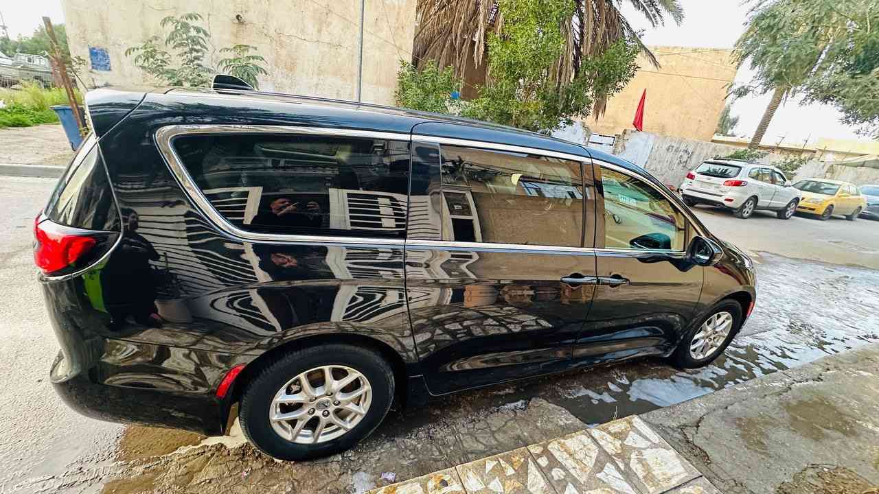 كرايسلر باسفيكا 2023 CHRYSLER PACIFICA
ماشية 65
#مواصفات فول عدا الفتحة 
1- بصمة تشغيل وابواب بصمة 
2- هاند بريك بصمة كهربائي
3- محرك 6 سلندر 3600 بانزين
4- هيترات بالكشنات
5- رادر امامي وجانبي 
6- بيبان كهرباء ( تحكم ريمونت ) وبصمة أبواب 
7- صندوق كهرباء شفط بصمة 
8- رادار امامي خلفي بريك ذاتي توقف مانع تصادم
9- كشنات جلد VIP منفصل 7 راكب
10- مانع انزلاق 
 11- كشن خزن ميموري حركات 2
12- لايت لد الشكل الجديد 
13- تنبيه الخروج عن المسار 
14- تبريد مركزي ثلاثة قطع منفصل
15- تدفئه كراسي وستيرن تدفئة
16- تحكم استيرن فول 
17- اشاير بالمري وهيترات بالمري
18- تشغيل عن بعد
19- كير ماوس
20- مثبت سرعه

السيارة جاهزة كلين بس دعاميه صبغ 
الحادث مرفقه مع الصور
السعر//225
مكاني بغداد ***********
