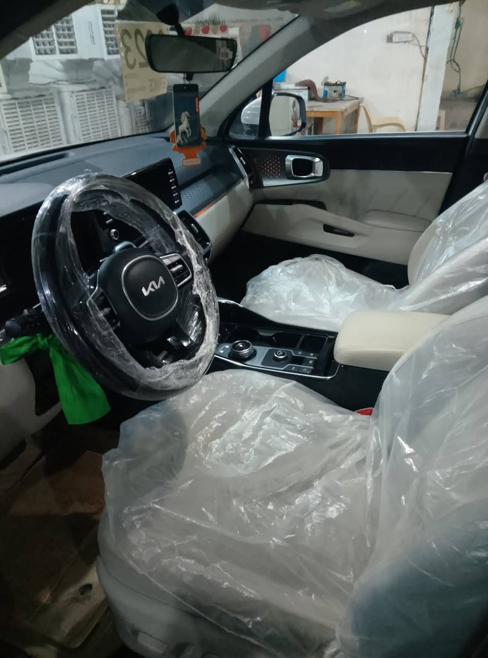 سورنتو موديل 2023 للبيع فول مواصفات مكينه 6 سلندر  واحد عل واحد. كير ماوس تشغيل عن بعد  بنوراما بصمه كراسي كهرباء عدسات ليت زنون جنطه كهرباء 7 راكب فول الفول حساسات كامرات تحديد مسار تحكم ستيرن  بردات جام نظام أوتو امري كهرباء بعد بيها مواصفات سياره مكفوله ما عده رش صبغ بالباب الخلفي  السعر 285. وبيها مجال مكان بابل ***********
