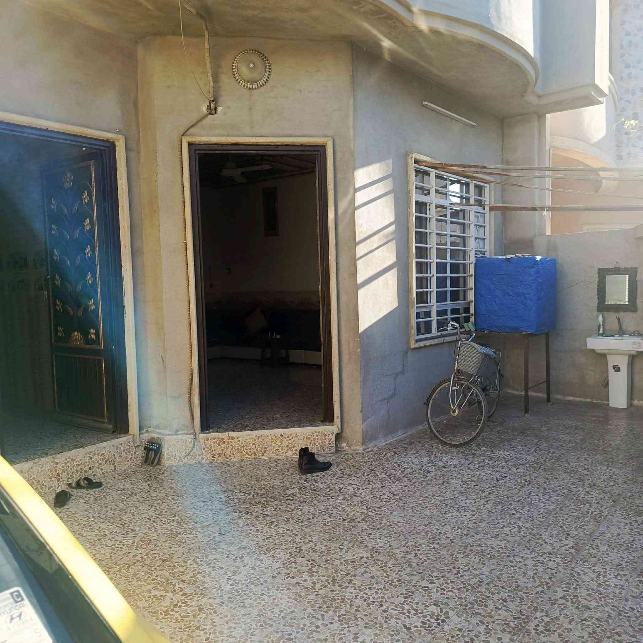 دار للبيع ❌

 المساحه ٢٠٠ في منطقة زيونة سومر

طابق واحد يحتوي على غرفتين نوم  استقبال مطبخ حمامات 

بسعر مناسب للاستفسار والطلب اتصل على الارقام التالية 
***********
***********

عبدالعزيز الزيدي للعقار
